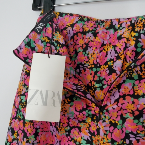 NWT ZARA PINK FLORAL DRAPPED MINI SKIRT - Picture 7 of 10
